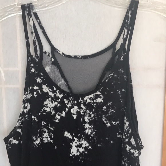 Hurley Midi Dress - Picture 4 of 6